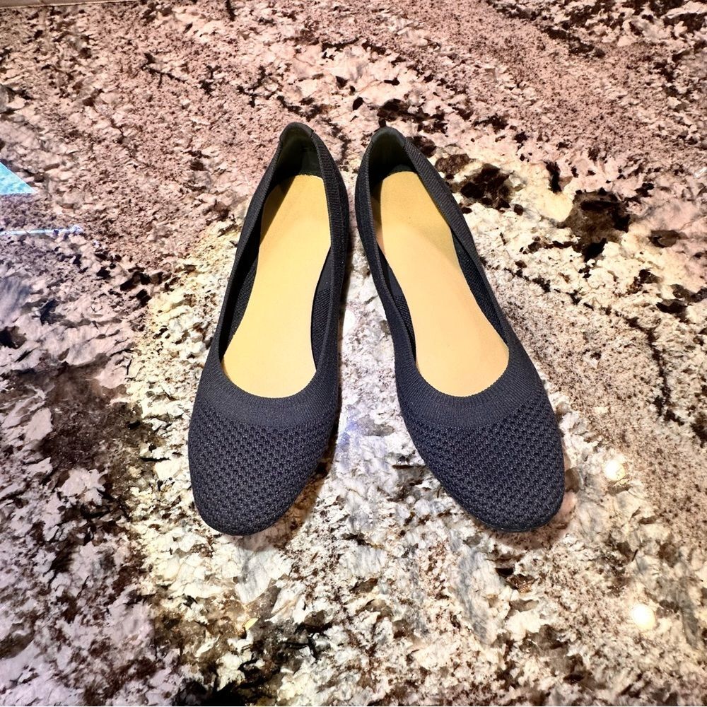 Flats - Picture 9 of 12